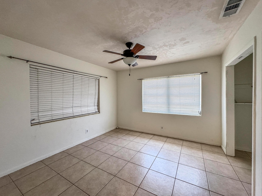 1326 Lake Erie Drive - Photo 6