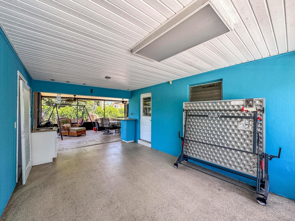 1326 Lake Erie Drive - Photo 8