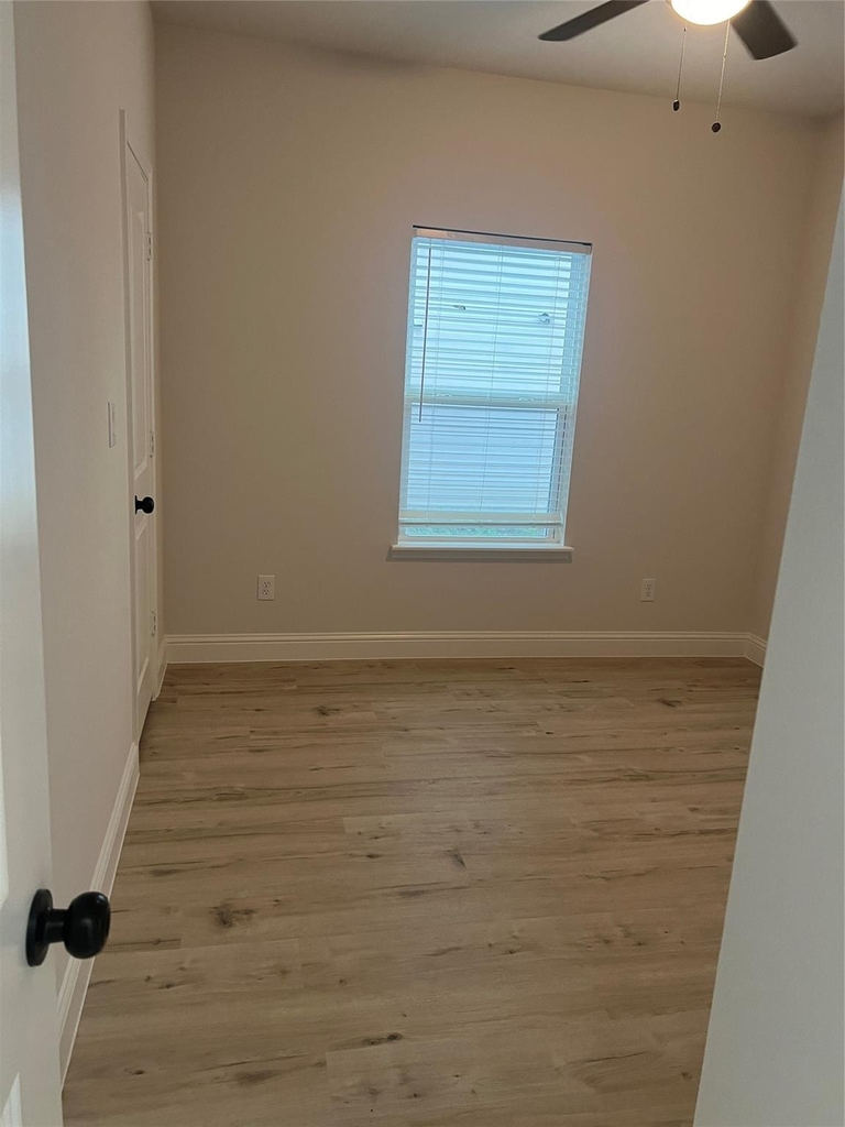 4441 Wayside Avenue - Photo 8
