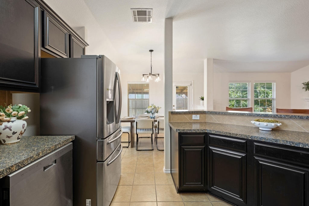 104 Holly Street - Photo 16