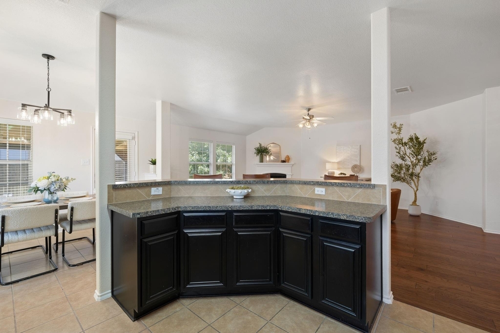 104 Holly Street - Photo 17