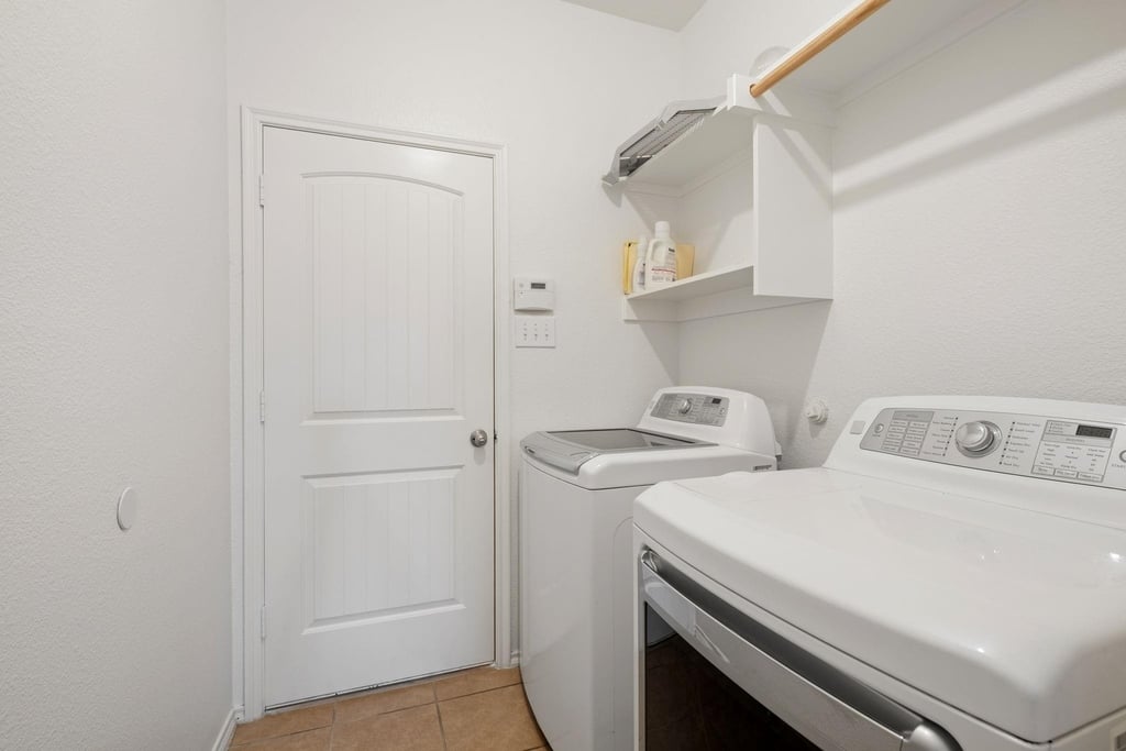 104 Holly Street - Photo 25