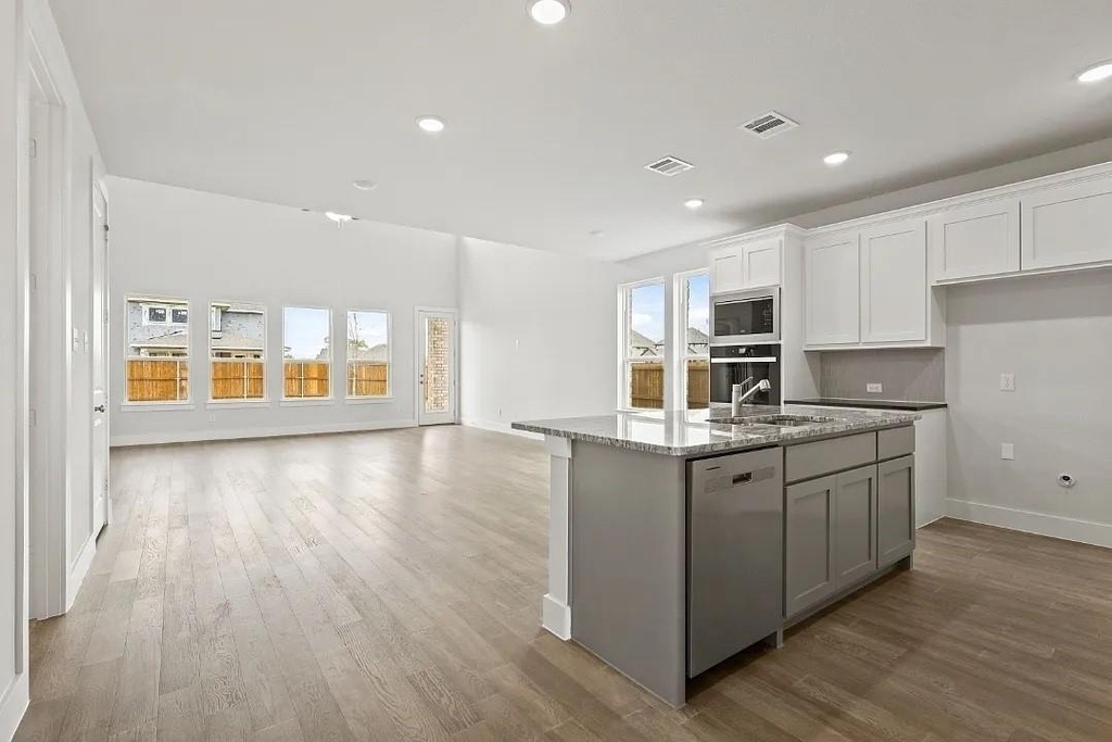 3821 Ablon Trail - Photo 2