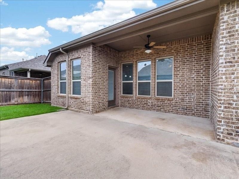 16020 Holly Creek - Photo 30
