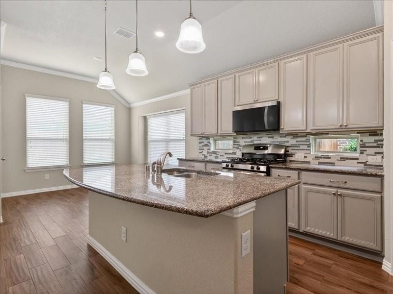 16020 Holly Creek - Photo 18