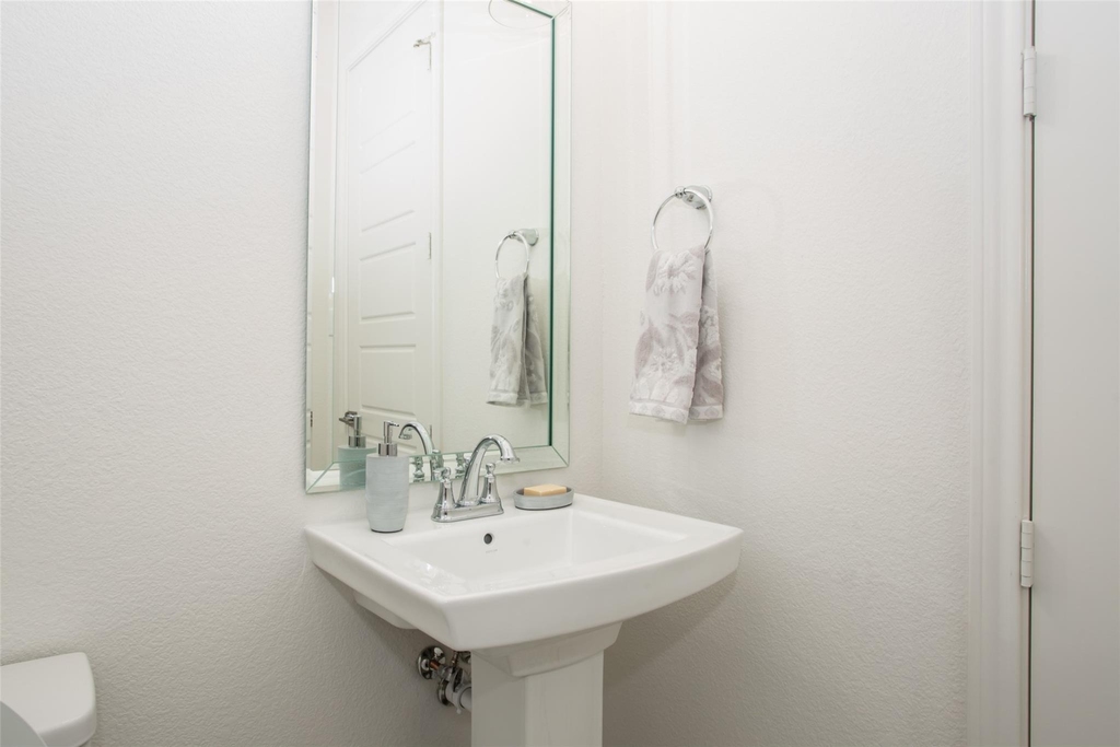 2803 Stanley Avenue - Photo 21
