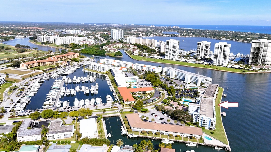 60 Yacht Club Drive - Photo 0