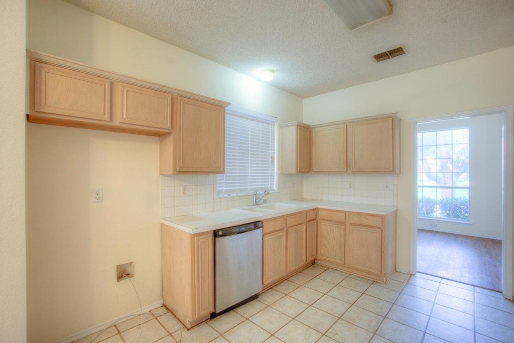 1369 Colby Drive - Photo 13