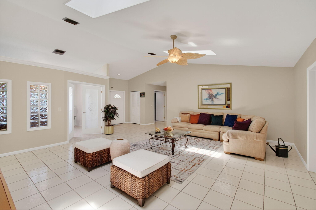 2925 Riviera Drive - Photo 15