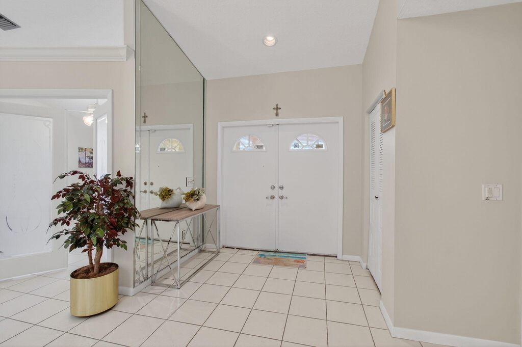 2925 Riviera Drive - Photo 8