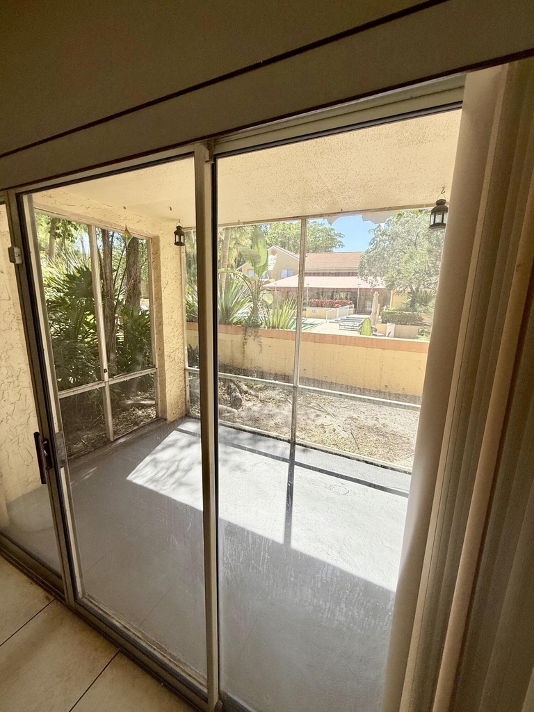 968 Coral Club Drive - Photo 11