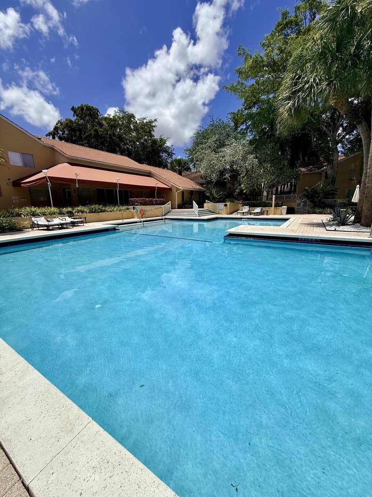 968 Coral Club Drive - Photo 14