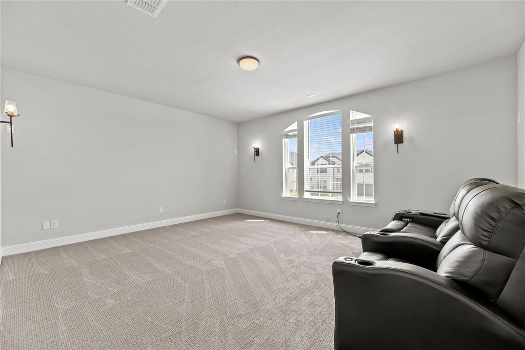 10609 Grayhead Drive - Photo 21
