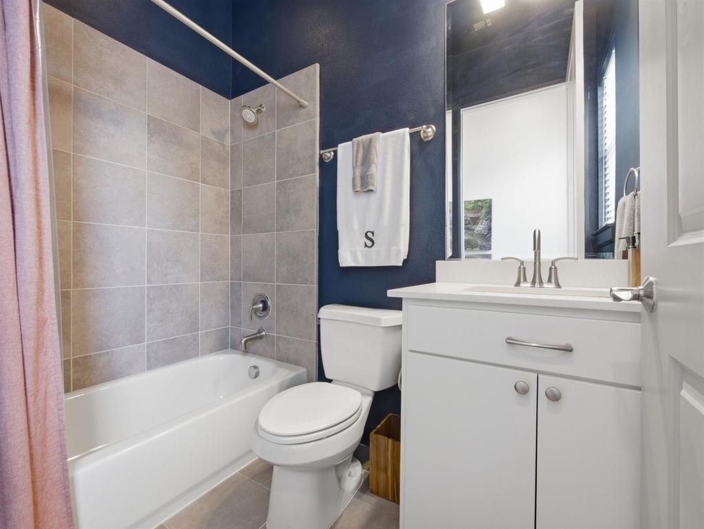 7333 Valley View Lane - Photo 8