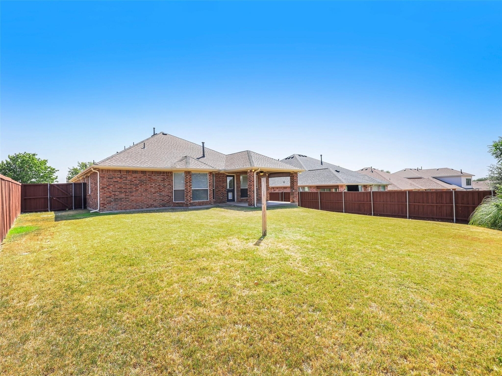 414 Dartmoor Drive - Photo 30
