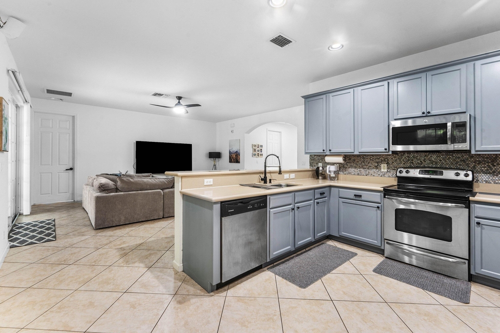 4766 Gulfstream Road - Photo 21