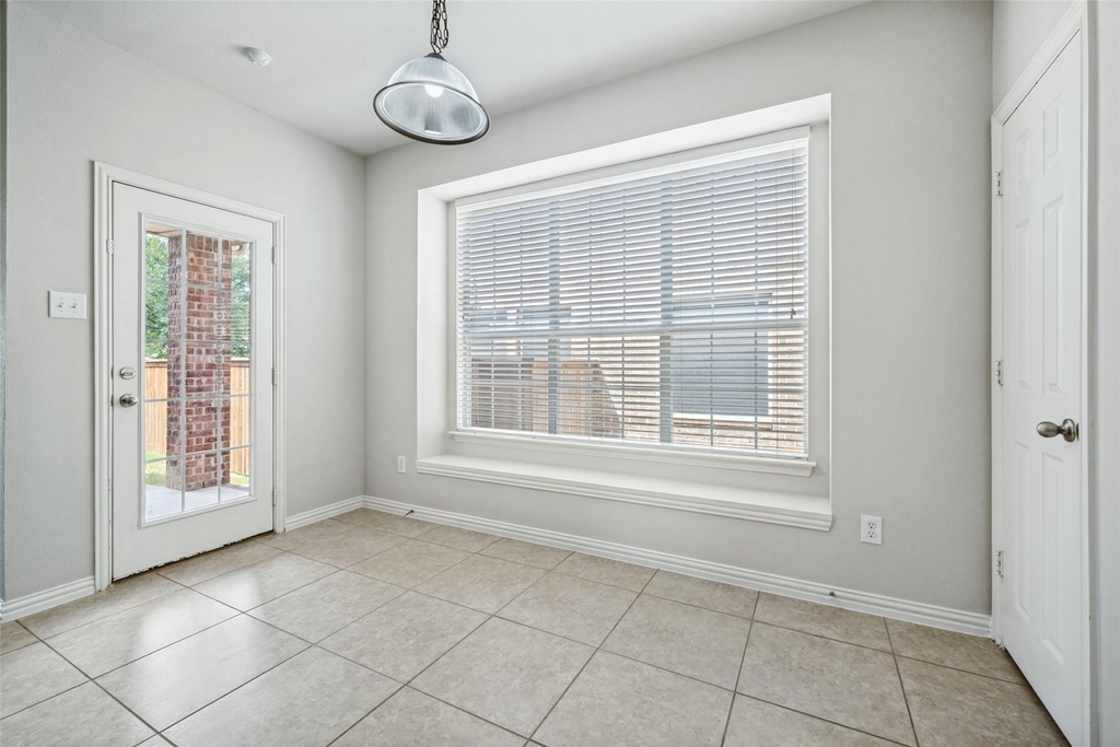 1148 Dayton Drive - Photo 10