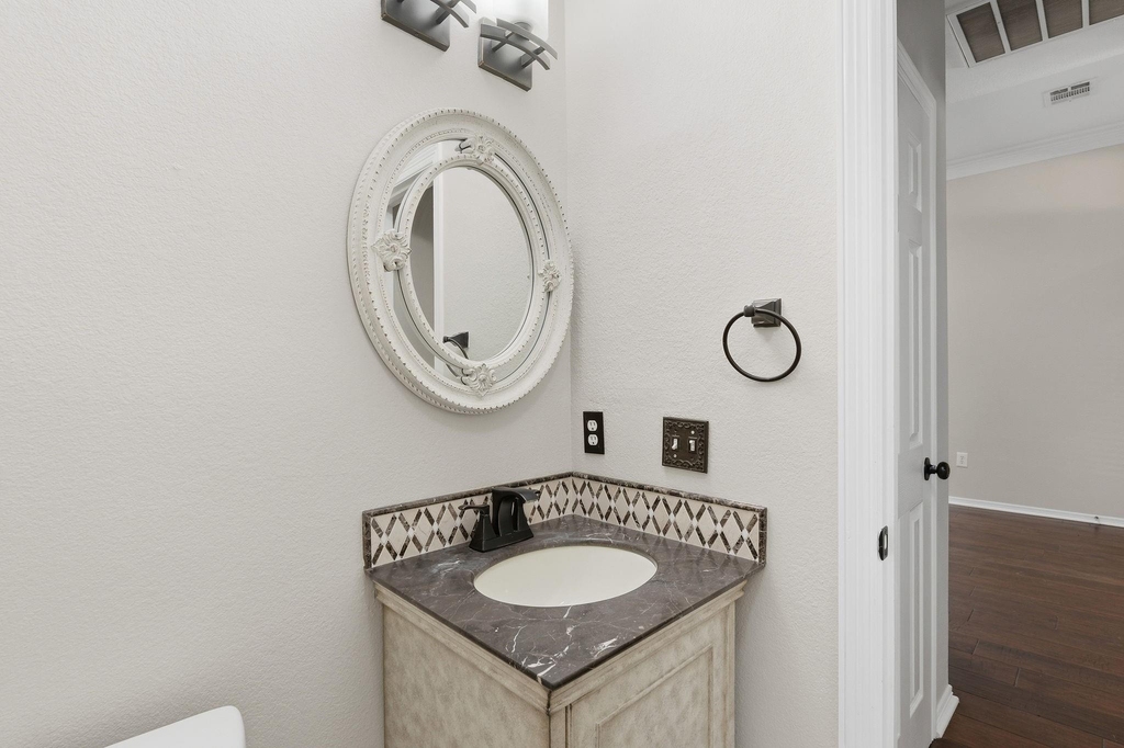 708 Hackberry Ridge Drive - Photo 8
