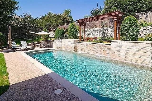 708 Hackberry Ridge Drive - Photo 1