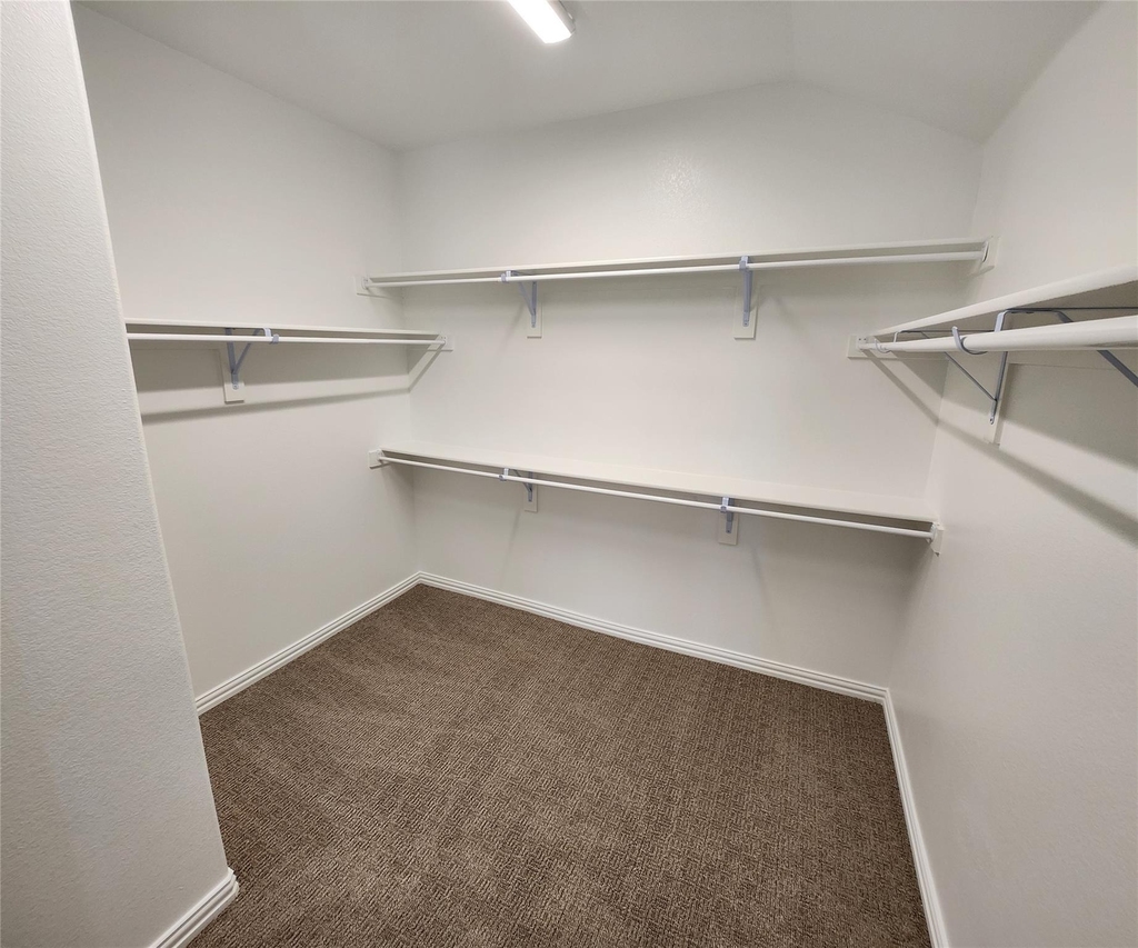 3812 Chalk Hill Avenue - Photo 19