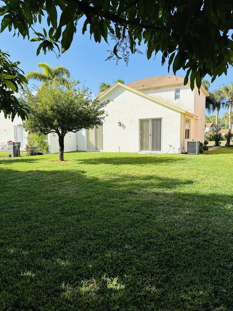 5780 Azalea Circle - Photo 2