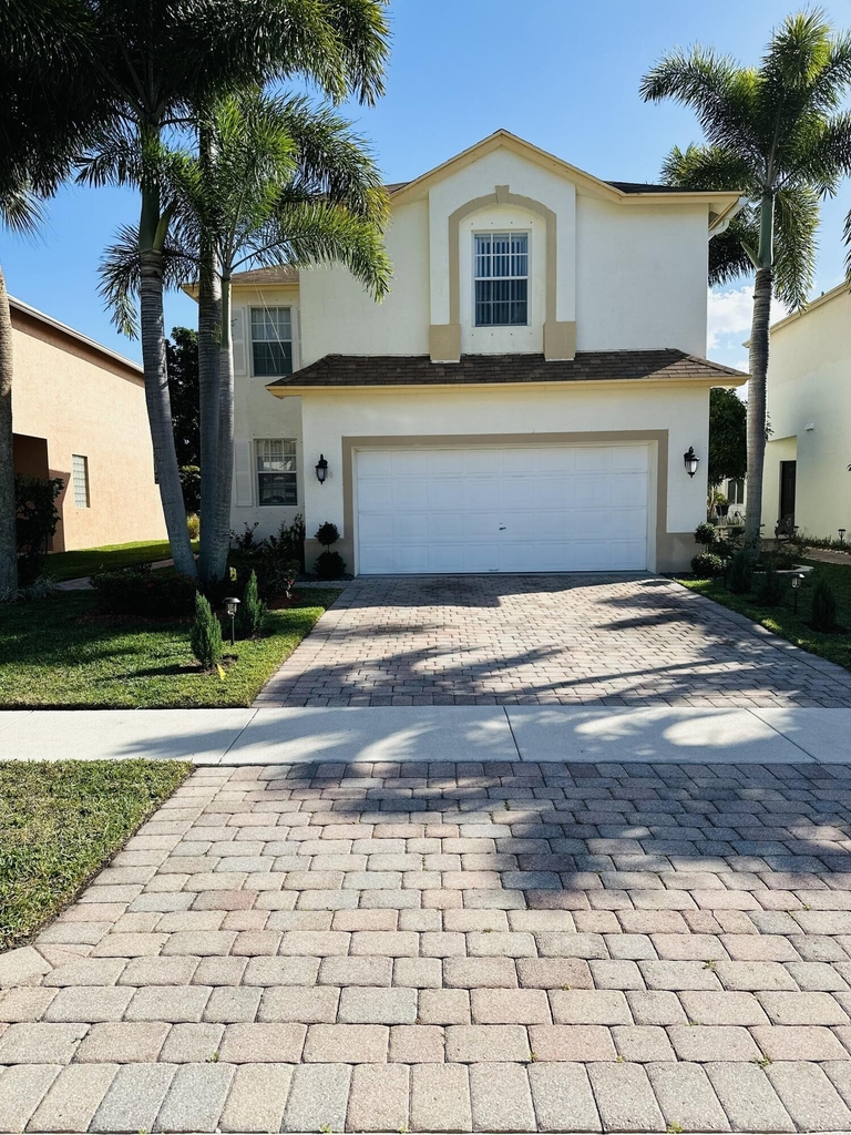 5780 Azalea Circle - Photo 0
