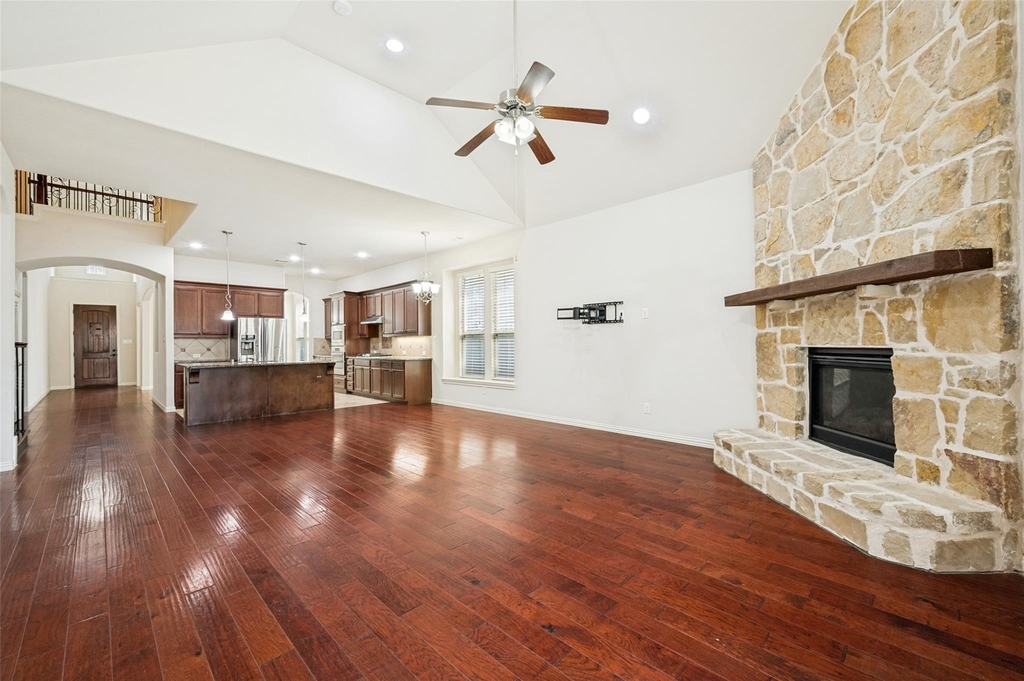 10809 Grecian Drive - Photo 6