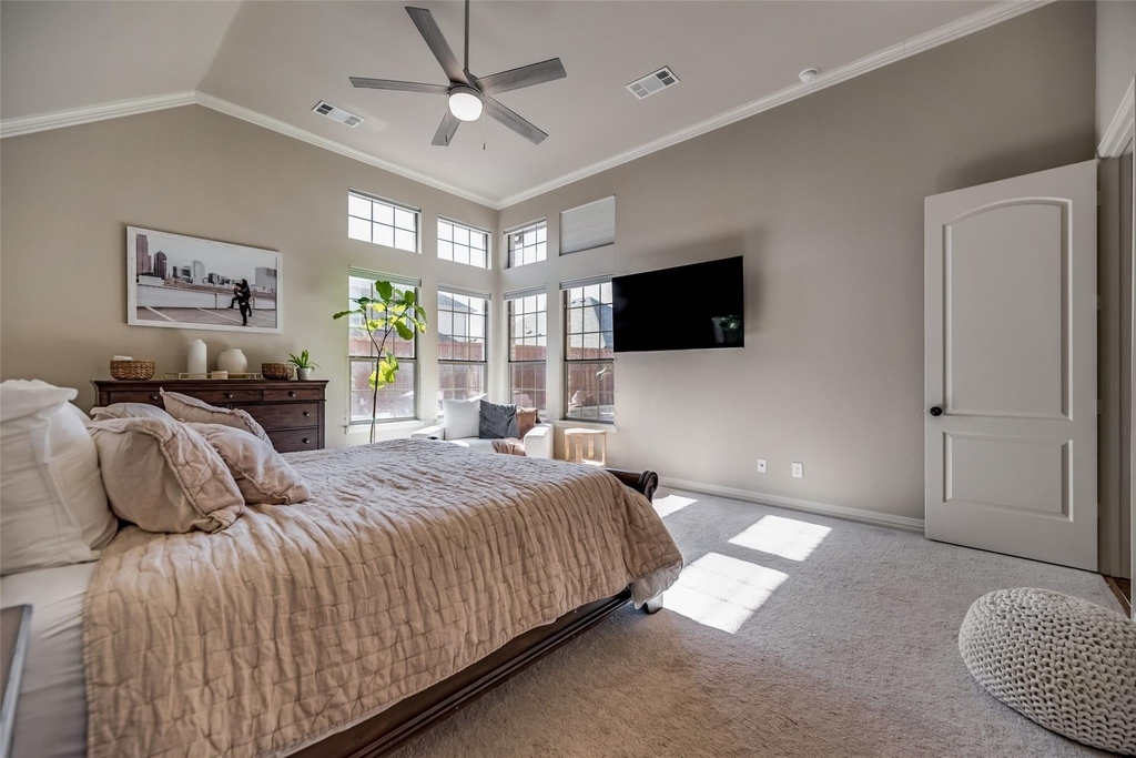 945 Pheasant Drive - Photo 15