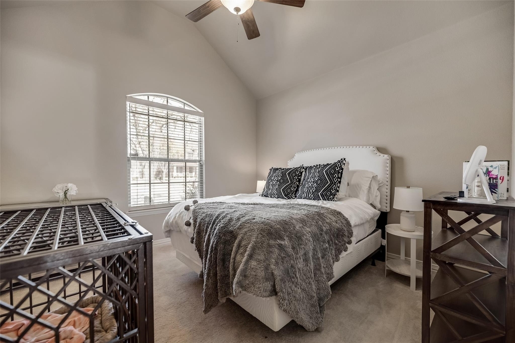 945 Pheasant Drive - Photo 19