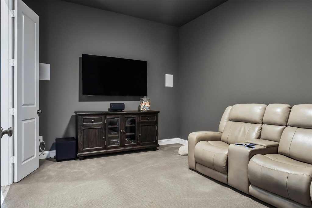 1113 12th Street - Photo 6