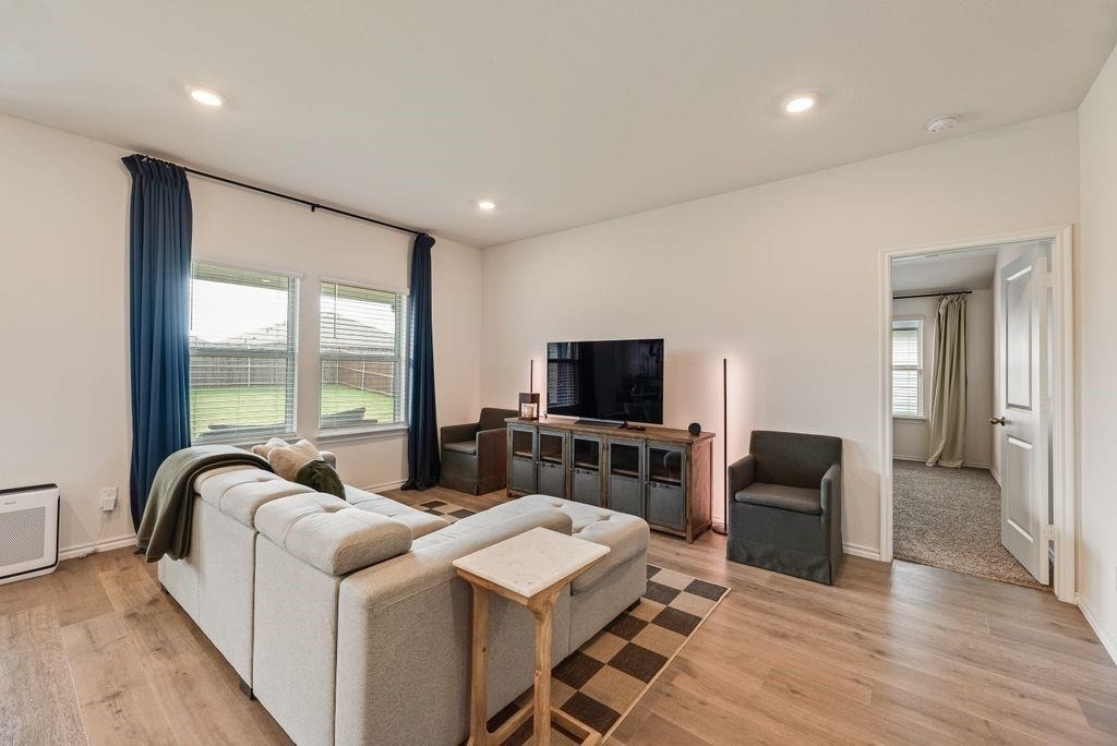 6439 Sand Dune Way - Photo 4