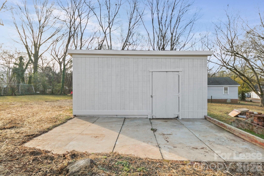 1703 Lowder Street - Photo 4