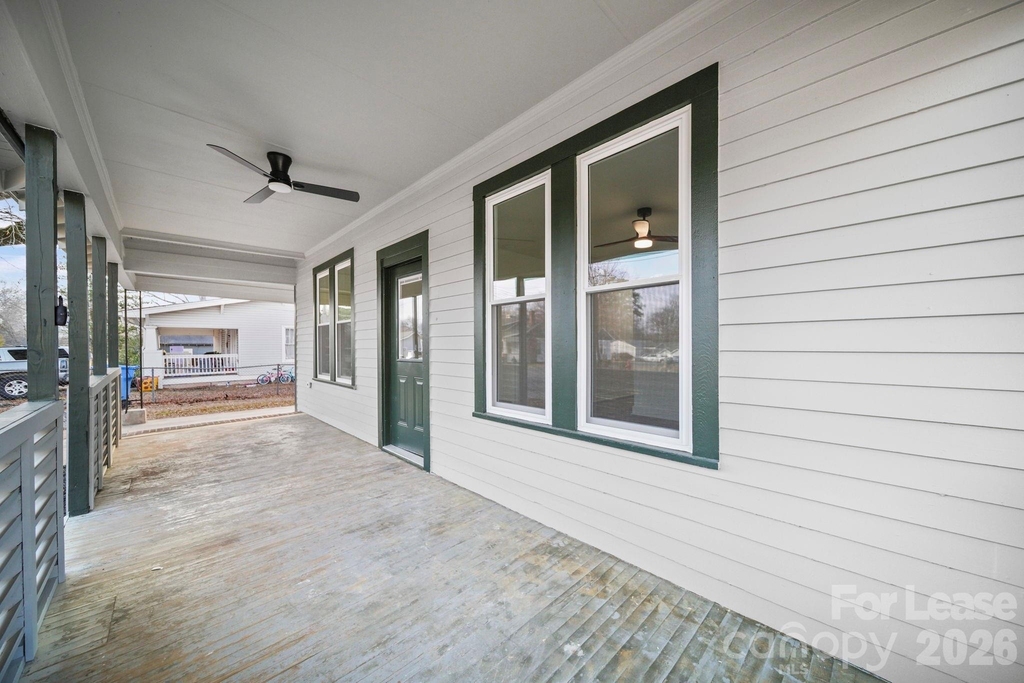 1703 Lowder Street - Photo 1