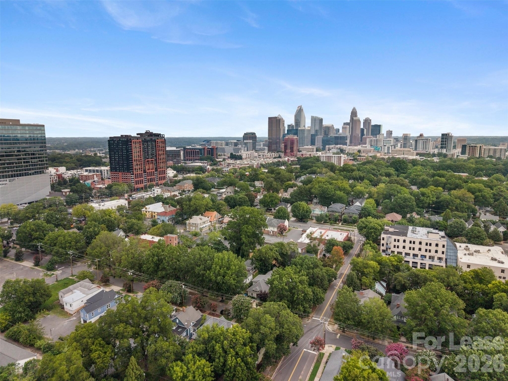 321 E Worthington Avenue - Photo 3