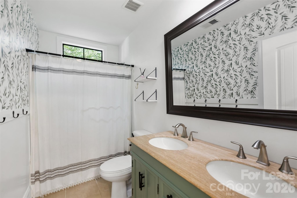 321 E Worthington Avenue - Photo 19