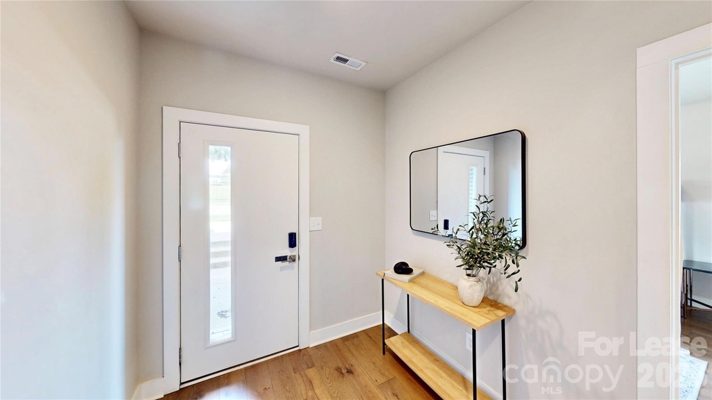 2115 Isom Street - Photo 2