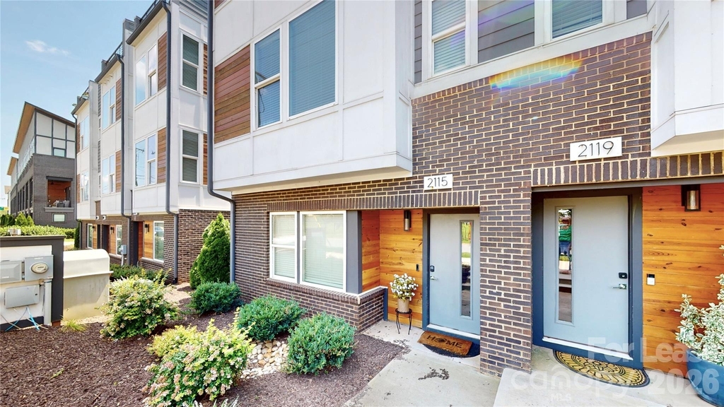 2115 Isom Street - Photo 1