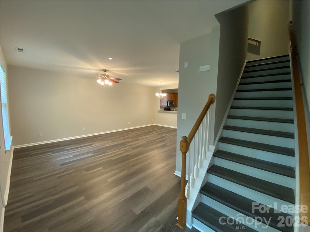 10310 Mcgoogan Lane - Photo 7