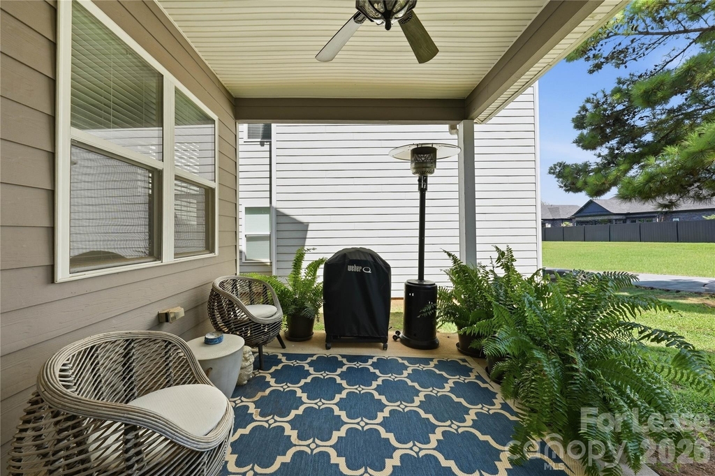 20264 Harroway Drive - Photo 34