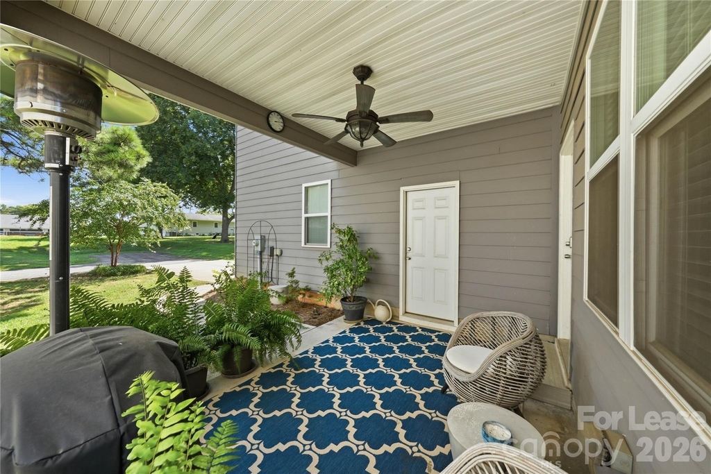 20264 Harroway Drive - Photo 35