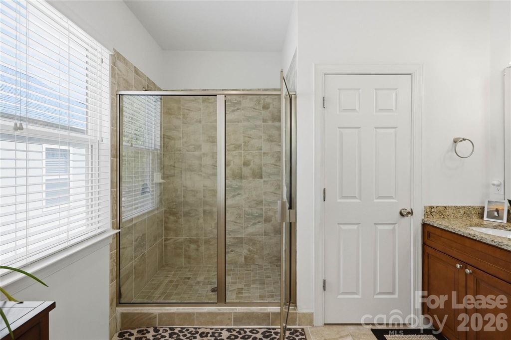 20264 Harroway Drive - Photo 27