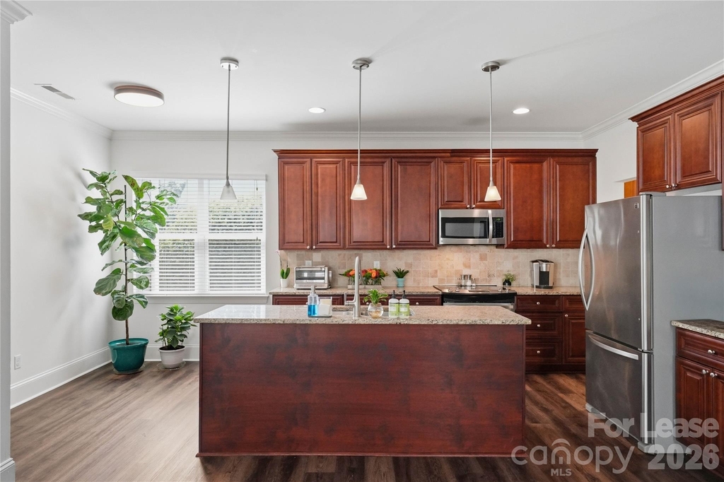 20264 Harroway Drive - Photo 14