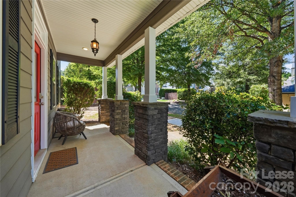 20264 Harroway Drive - Photo 3