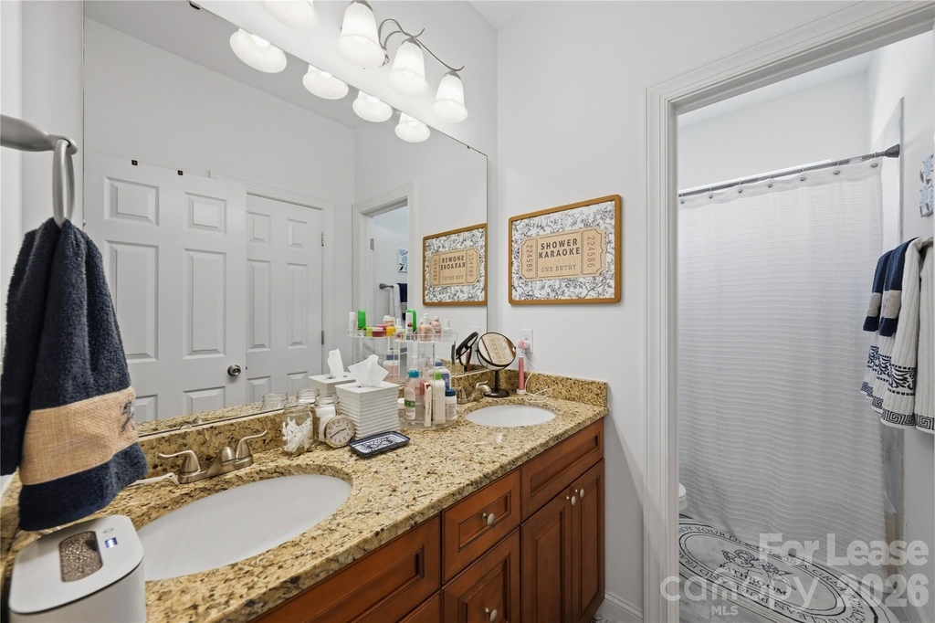 20264 Harroway Drive - Photo 22