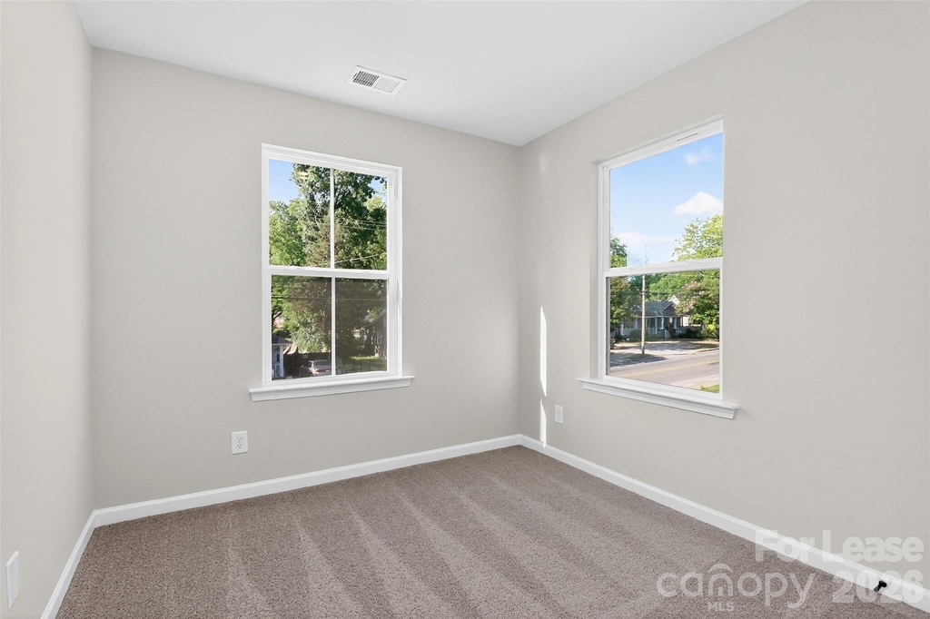 333 N Hoskins Road - Photo 27
