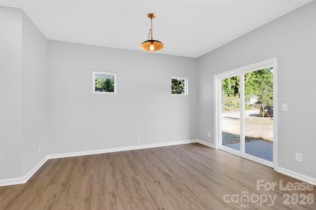 333 N Hoskins Road - Photo 20