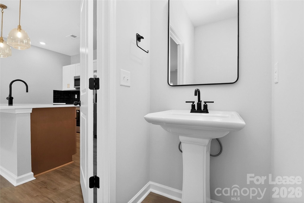 333 N Hoskins Road - Photo 15