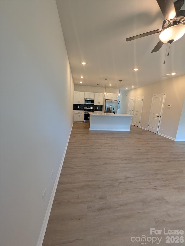 337 N Hoskins Road - Photo 20