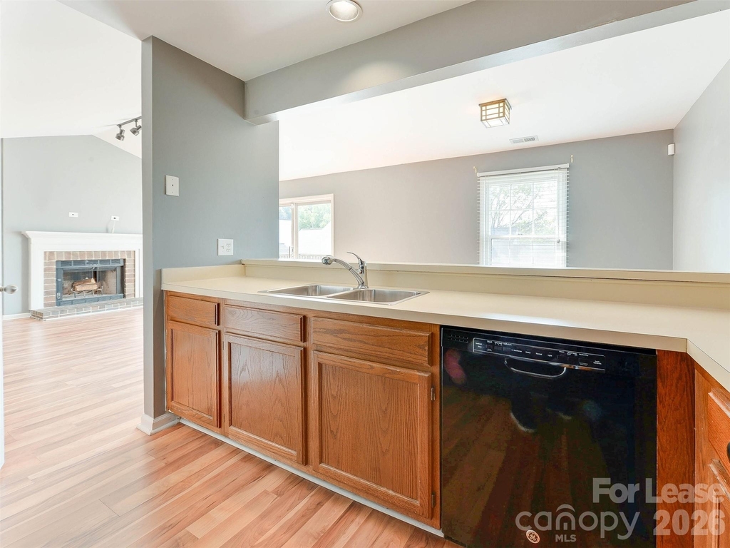 766 Marsh Road - Photo 19