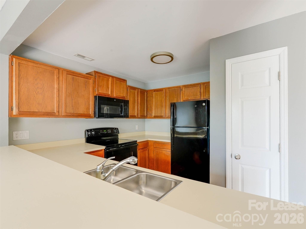 766 Marsh Road - Photo 26